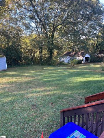 106 Long Hill Street, Greenville, SC 29605