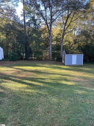 106 Long Hill Street, Greenville, SC 29605