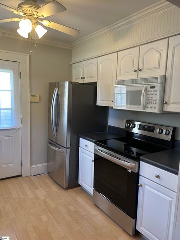 106 Long Hill Street, Greenville, SC 29605