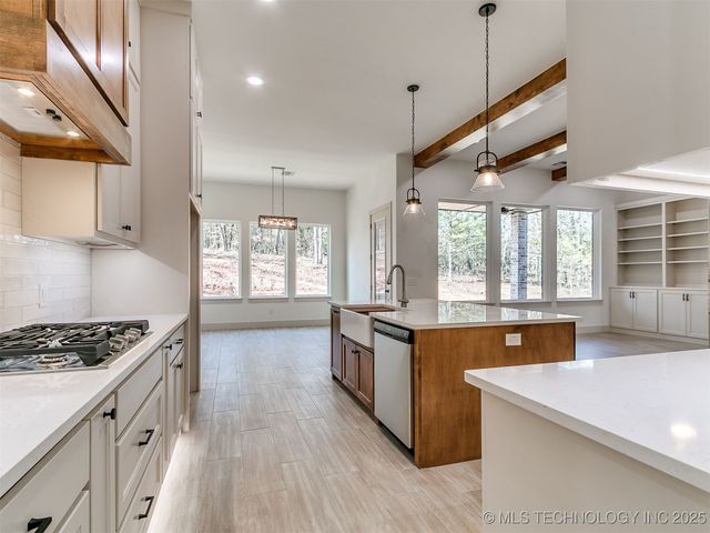 15919 Vernon Circle, Newalla, OK 74857