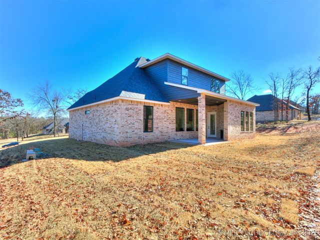 15919 Vernon Circle, Newalla, OK 74857