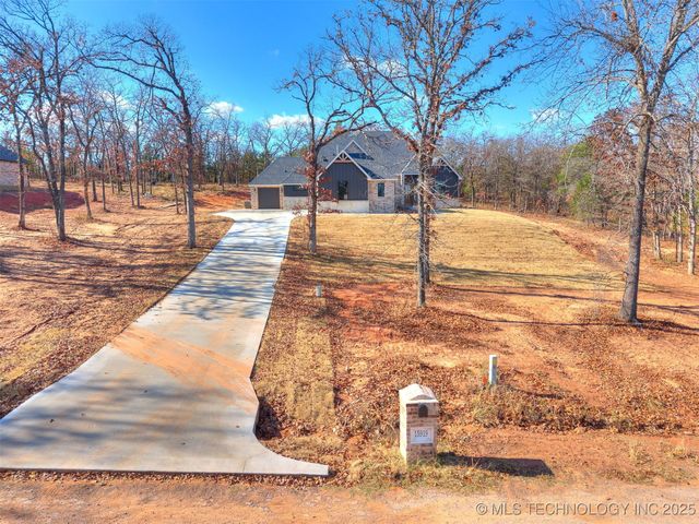 15919 Vernon Circle, Newalla, OK 74857