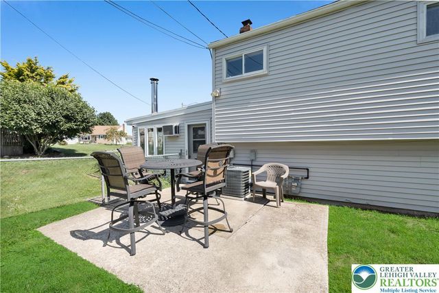 2049 Vista Drive, Bethlehem City, PA 18018