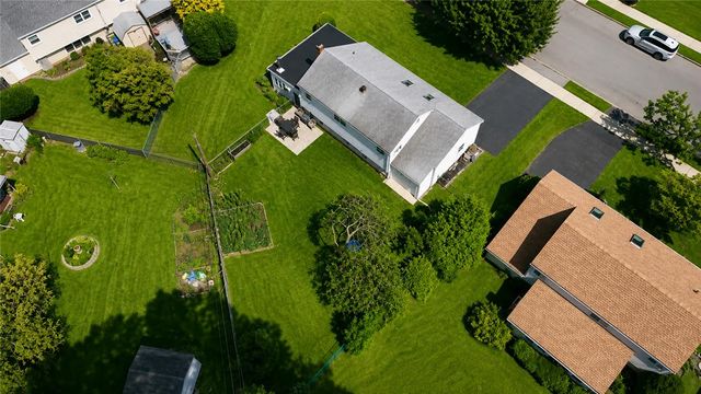 2049 Vista Drive, Bethlehem City, PA 18018