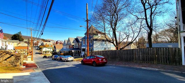 11 N ALLEGANY ST N, Cumberland, MD 21502