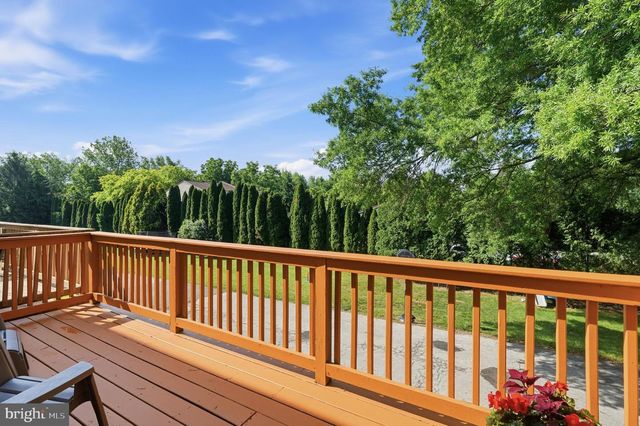 256 BIRCH DR, Lafayette Hill, PA 19444
