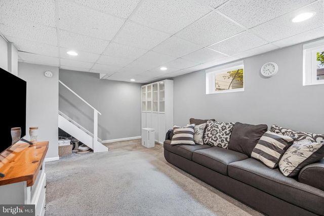 256 BIRCH DR, Lafayette Hill, PA 19444