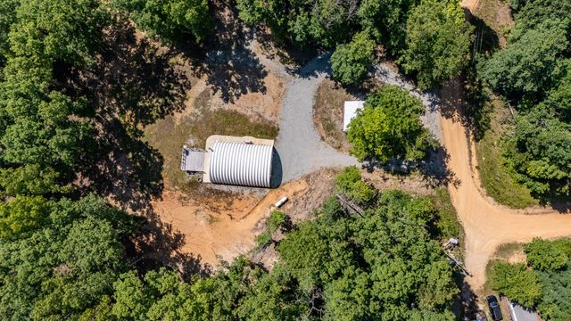 1239 Cherokee Rd, Waynesboro, TN 38485