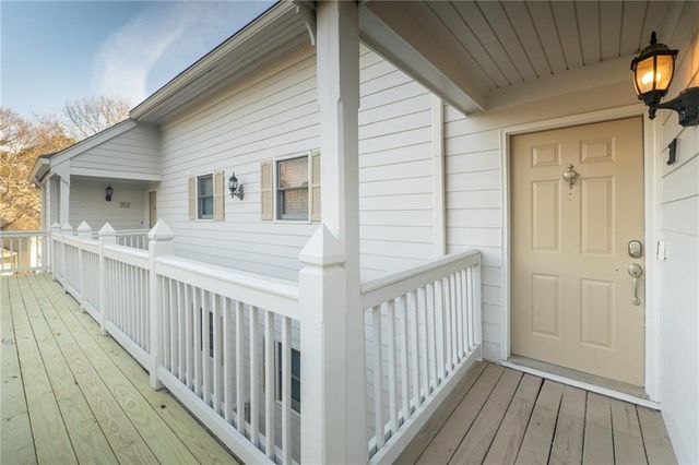 311 Hollyfax Circle, Atlanta, GA 30328