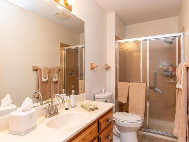 3030 Saint Albans Mill Road 310, Hopkins, MN 55305