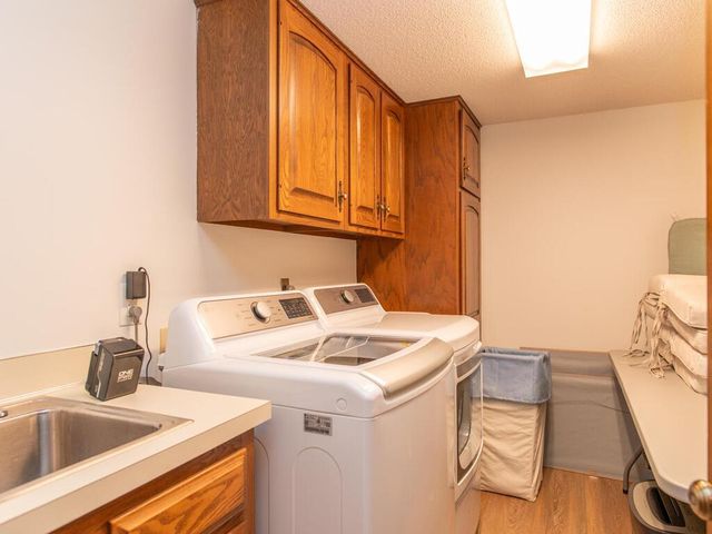 3030 Saint Albans Mill Road 310, Hopkins, MN 55305