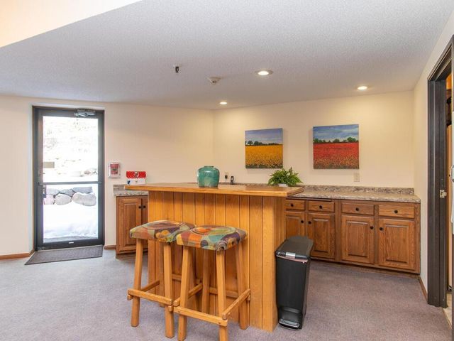 3030 Saint Albans Mill Road 310, Hopkins, MN 55305