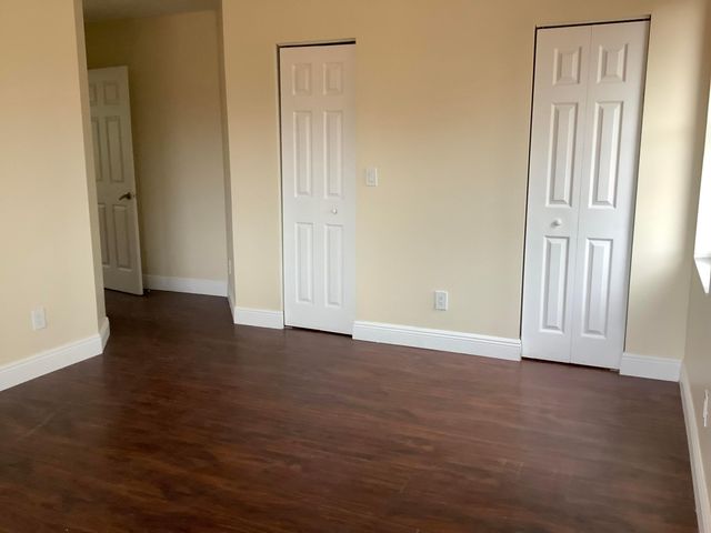 7330 NW 1st Place, Plantation, FL 33317
