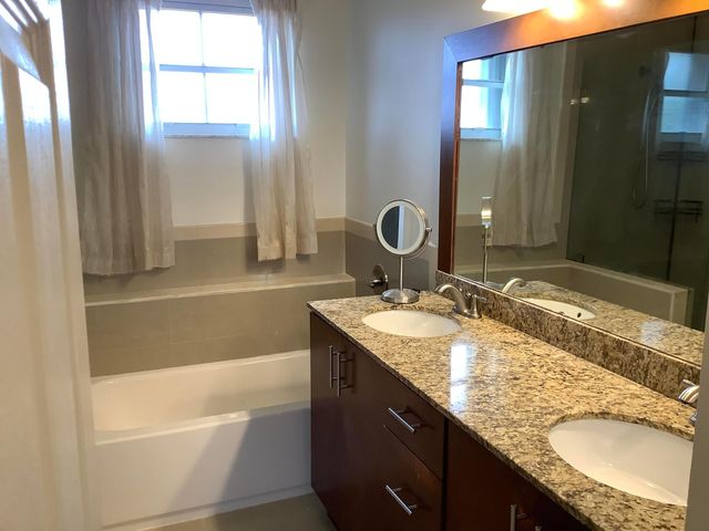 7330 NW 1st Place, Plantation, FL 33317