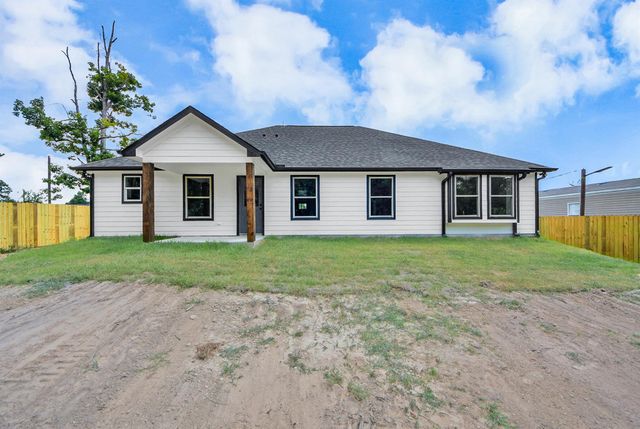 705 Road 3371a, Cleveland, TX 77327