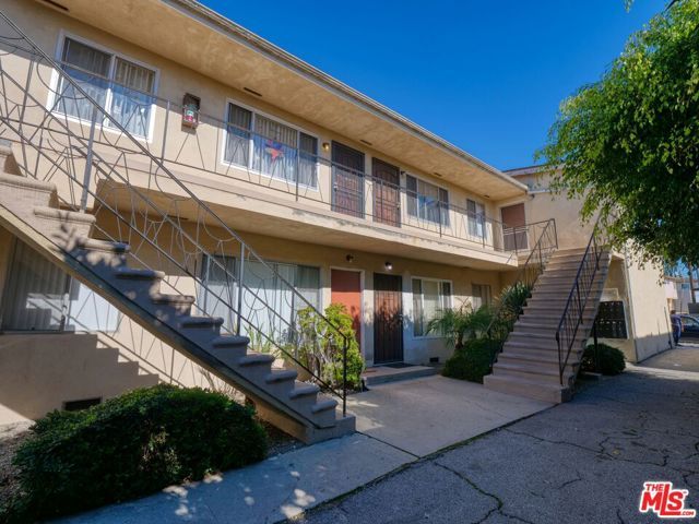 917 Edgewood Street, Inglewood, CA 90302