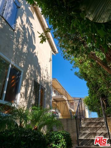 917 Edgewood Street, Inglewood, CA 90302