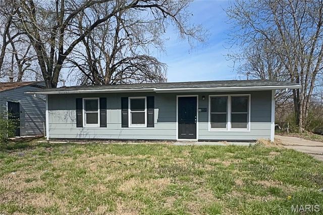 44 E Adams Drive, Cahokia, IL 62206