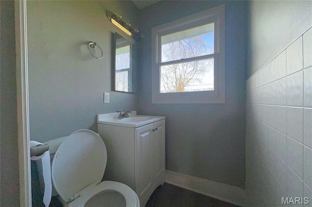 44 E Adams Drive, Cahokia, IL 62206