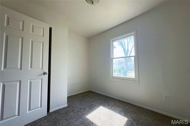 44 E Adams Drive, Cahokia, IL 62206