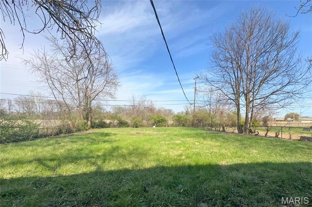 44 E Adams Drive, Cahokia, IL 62206