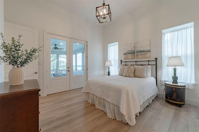 3413 Blue Lake DR, Horseshoe Bay, TX 78657