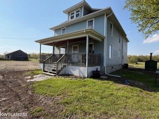 6266 Plank Road, Cottrellville, MI 48039