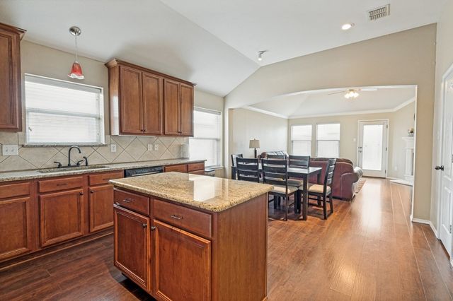 8917 Weller Lane, Fort Worth, TX 76244