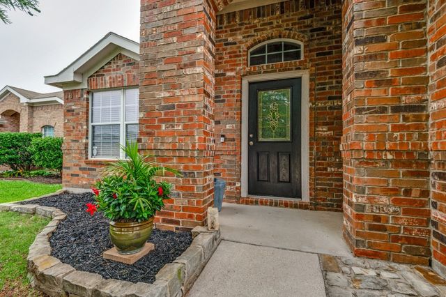 8917 Weller Lane, Fort Worth, TX 76244