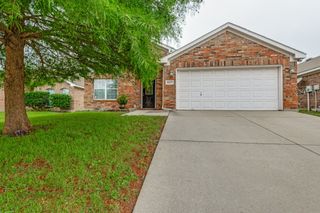 8917 Weller Lane, Fort Worth, TX 76244