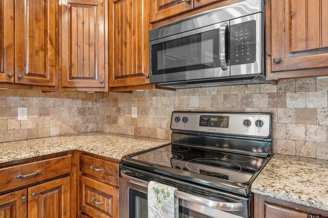 317 Ash Dr., Bullard, TX 75757