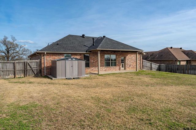 317 Ash Dr., Bullard, TX 75757