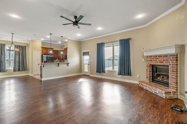 317 Ash Dr., Bullard, TX 75757