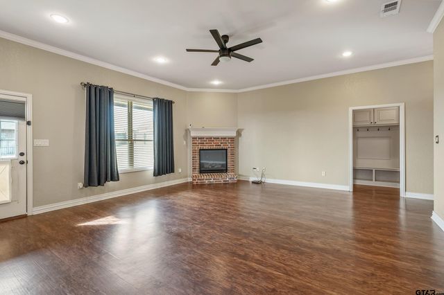 317 Ash Dr., Bullard, TX 75757