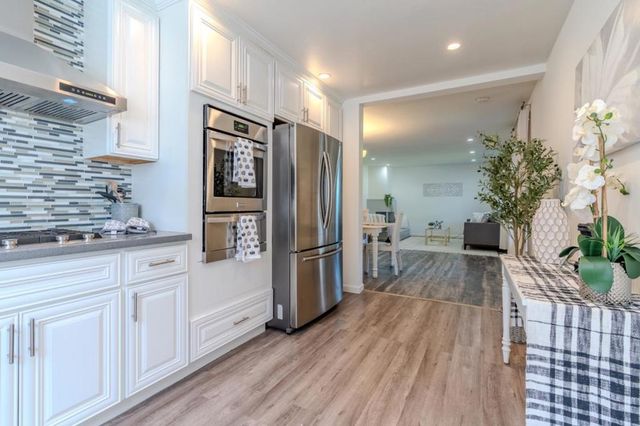 352 Monterey Road, Pacifica, CA 94044