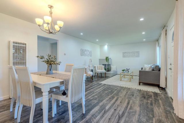 352 Monterey Road, Pacifica, CA 94044