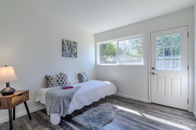 352 Monterey Road, Pacifica, CA 94044