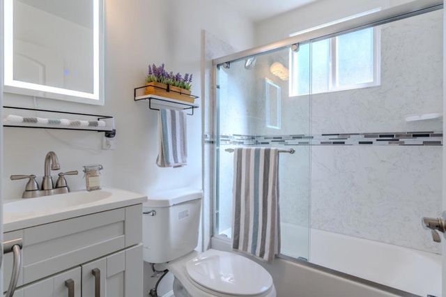 352 Monterey Road, Pacifica, CA 94044