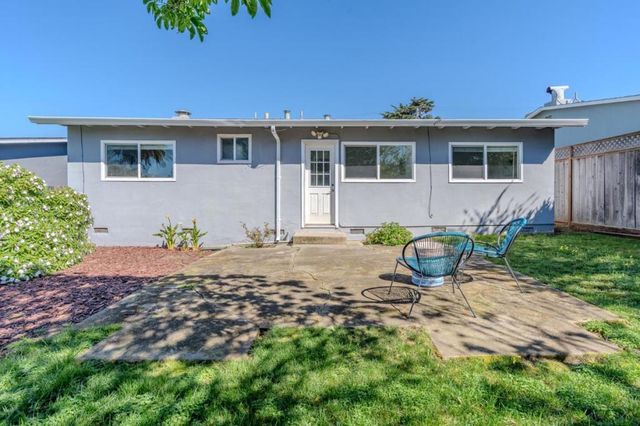352 Monterey Road, Pacifica, CA 94044