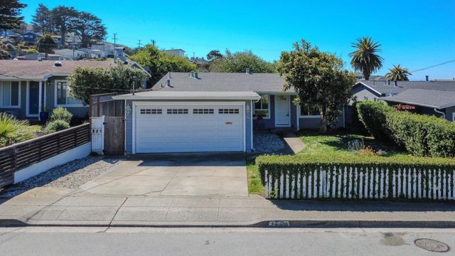 352 Monterey Road, Pacifica, CA 94044