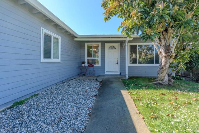 352 Monterey Road, Pacifica, CA 94044