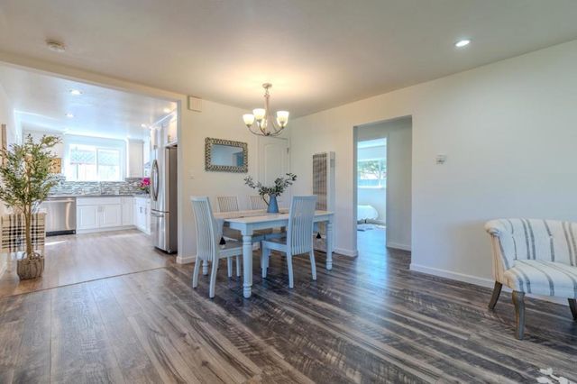 352 Monterey Road, Pacifica, CA 94044