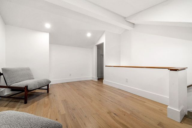 59 Breakwater Dr 59, Chelsea, MA 02150