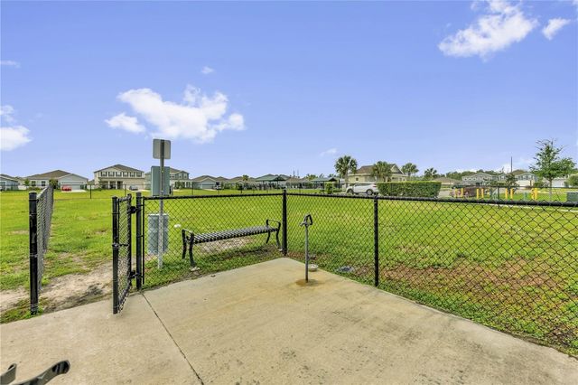 29307 MEADOWCROFT AVENUE, Wesley Chapel, FL 33544