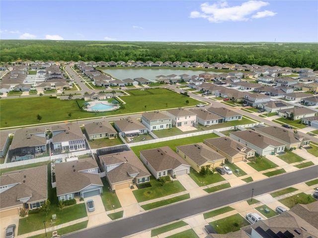 29307 MEADOWCROFT AVENUE, Wesley Chapel, FL 33544