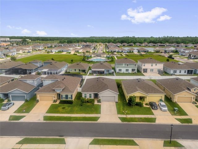 29307 MEADOWCROFT AVENUE, Wesley Chapel, FL 33544