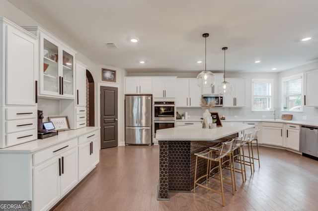 542 Flyingbolt Run, Canton, GA 30115