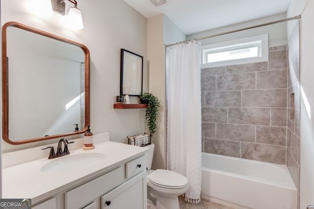 542 Flyingbolt Run, Canton, GA 30115