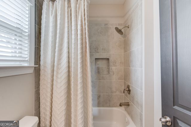 542 Flyingbolt Run, Canton, GA 30115