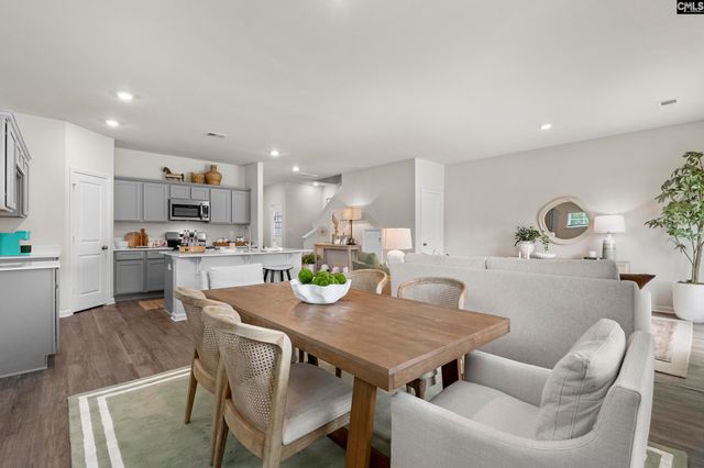 330 South Lake Court, Lexington, SC 29073